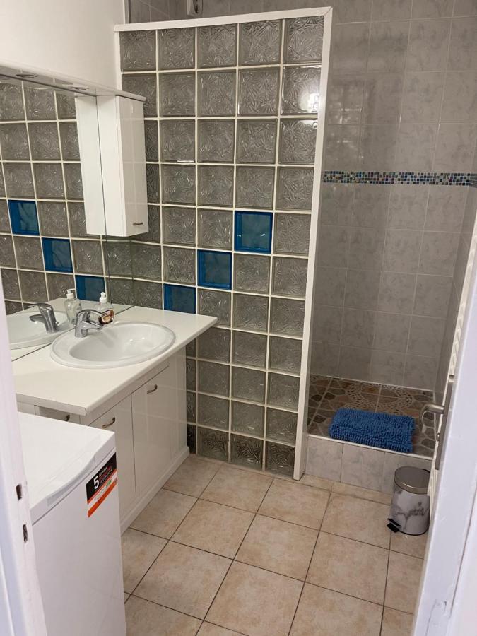 Moderne T2 Cassis Plein Centre Climatise - 200 M Du Port Apartment Exterior photo